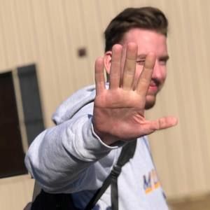 Meet your Posher, Tom